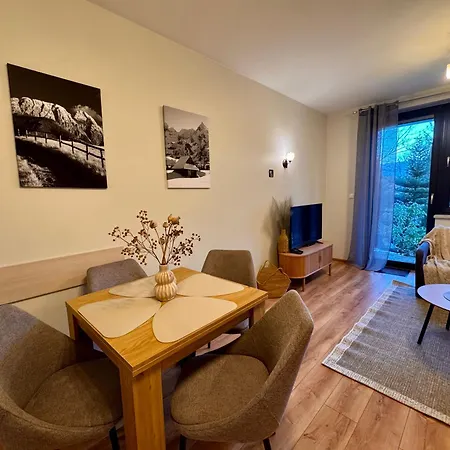 Apart-center Granitica