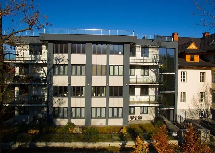 Apart-center Granitica