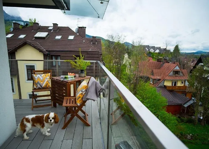 Apart-center Granitica *